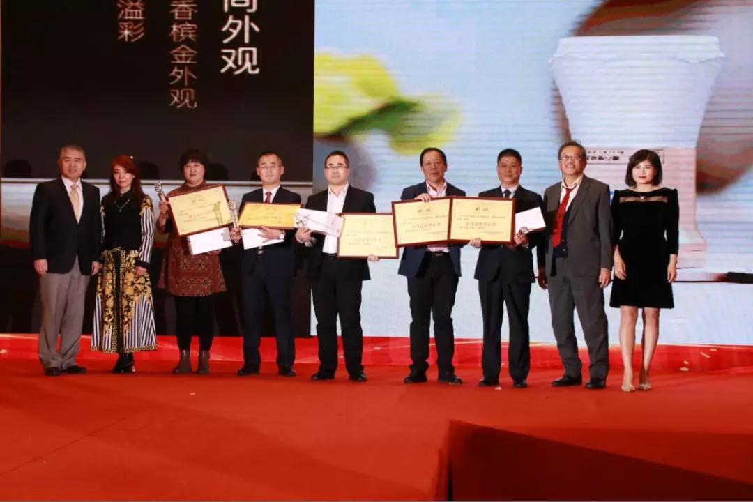 熱烈慶?!白兏飫撔?揚帆未來”北京中成康富2019年合伙人年會勝利召開 熱烈慶?!白兏飫撔?揚帆未來”北京中成康富2019年合伙人年會勝利召開